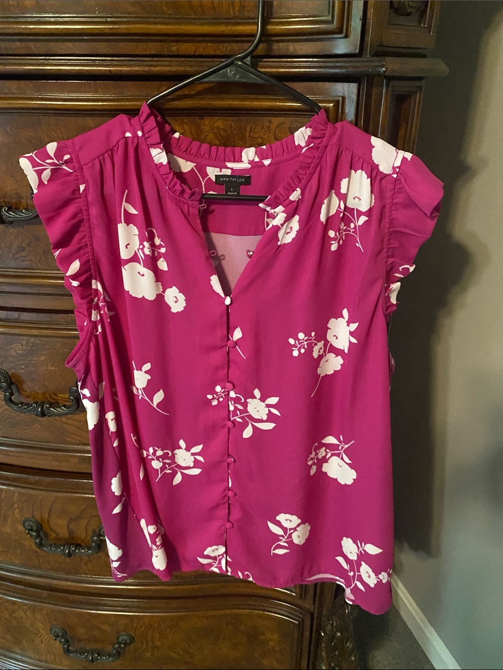 Ann Taylor floral button up blouse